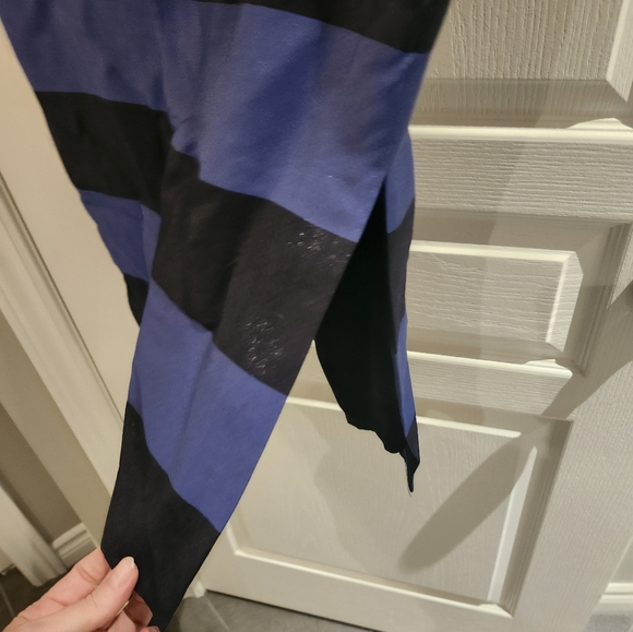 Banana Republic NWT Size 4 Pencil Skirt - Picture 3 of 6